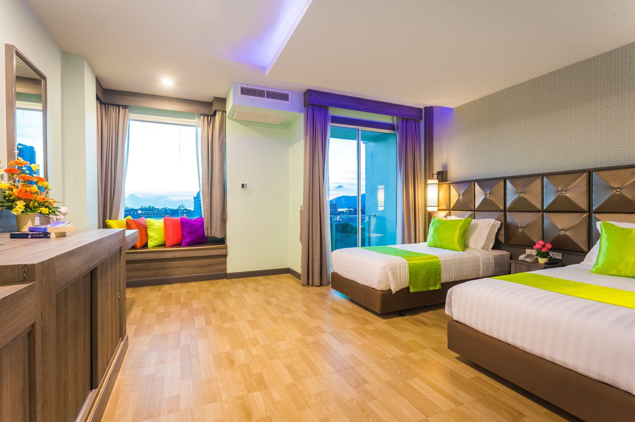 Add Plus Hotel & Spa Patong Exterior photo