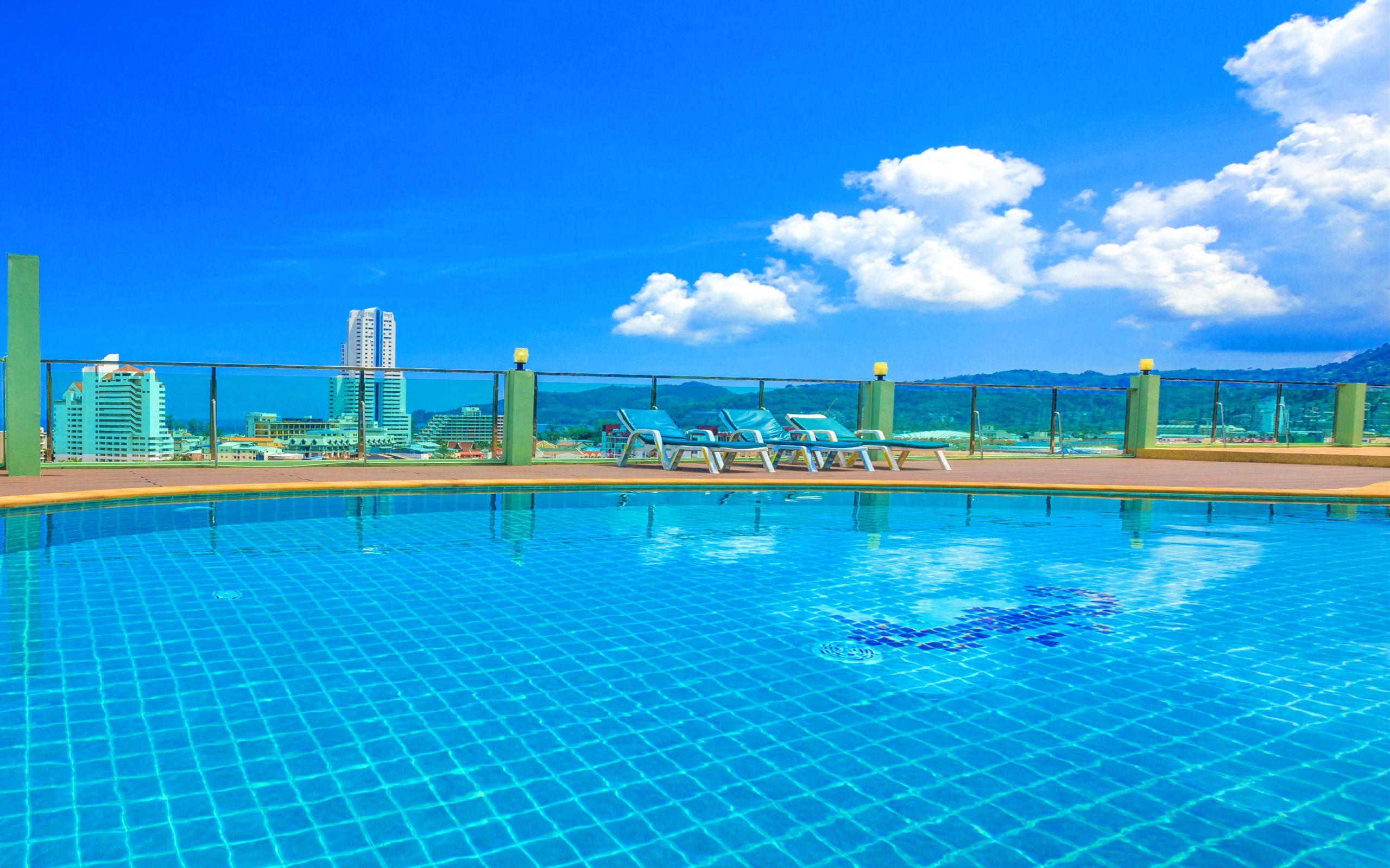 Add Plus Hotel & Spa Patong Exterior photo