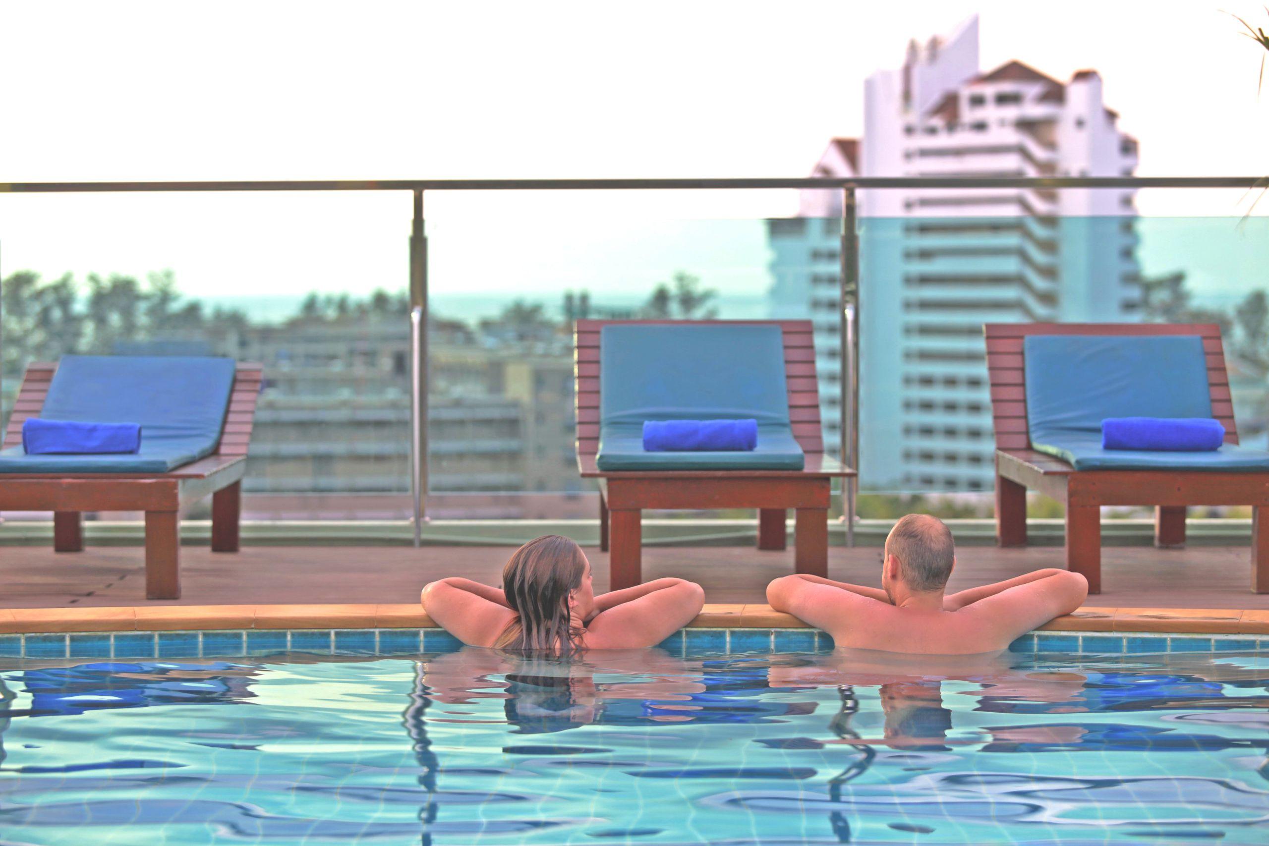 Add Plus Hotel & Spa Patong Exterior photo