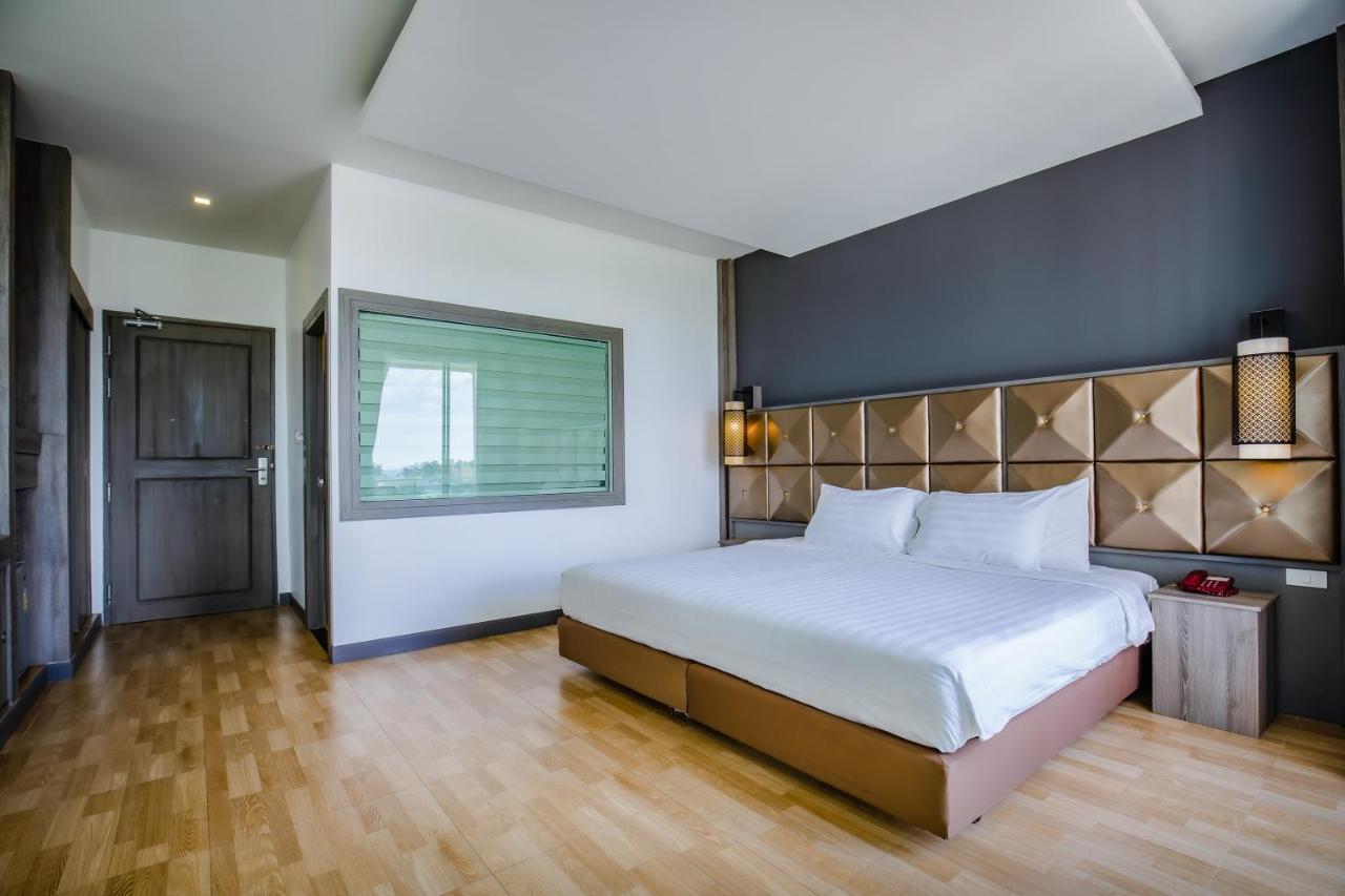 Add Plus Hotel & Spa Patong Exterior photo