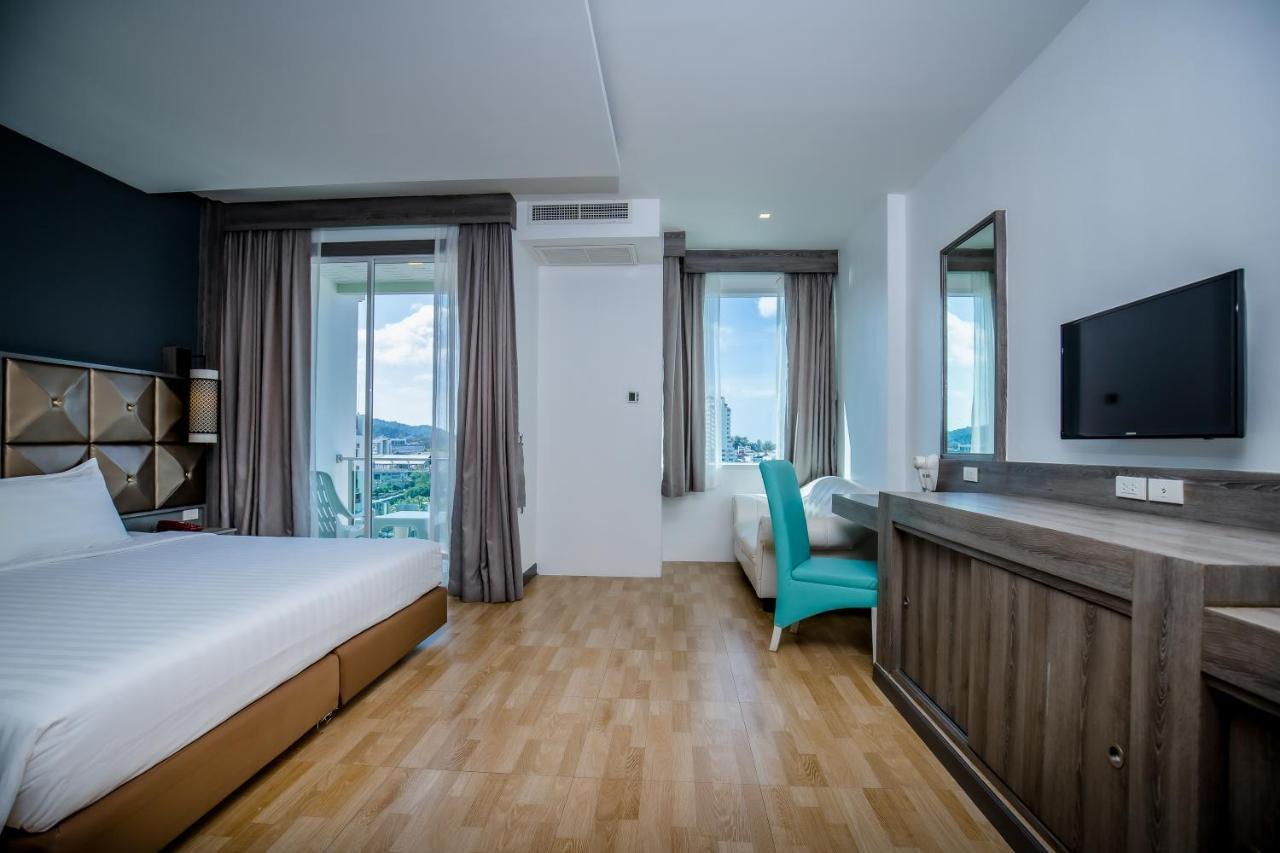 Add Plus Hotel & Spa Patong Exterior photo